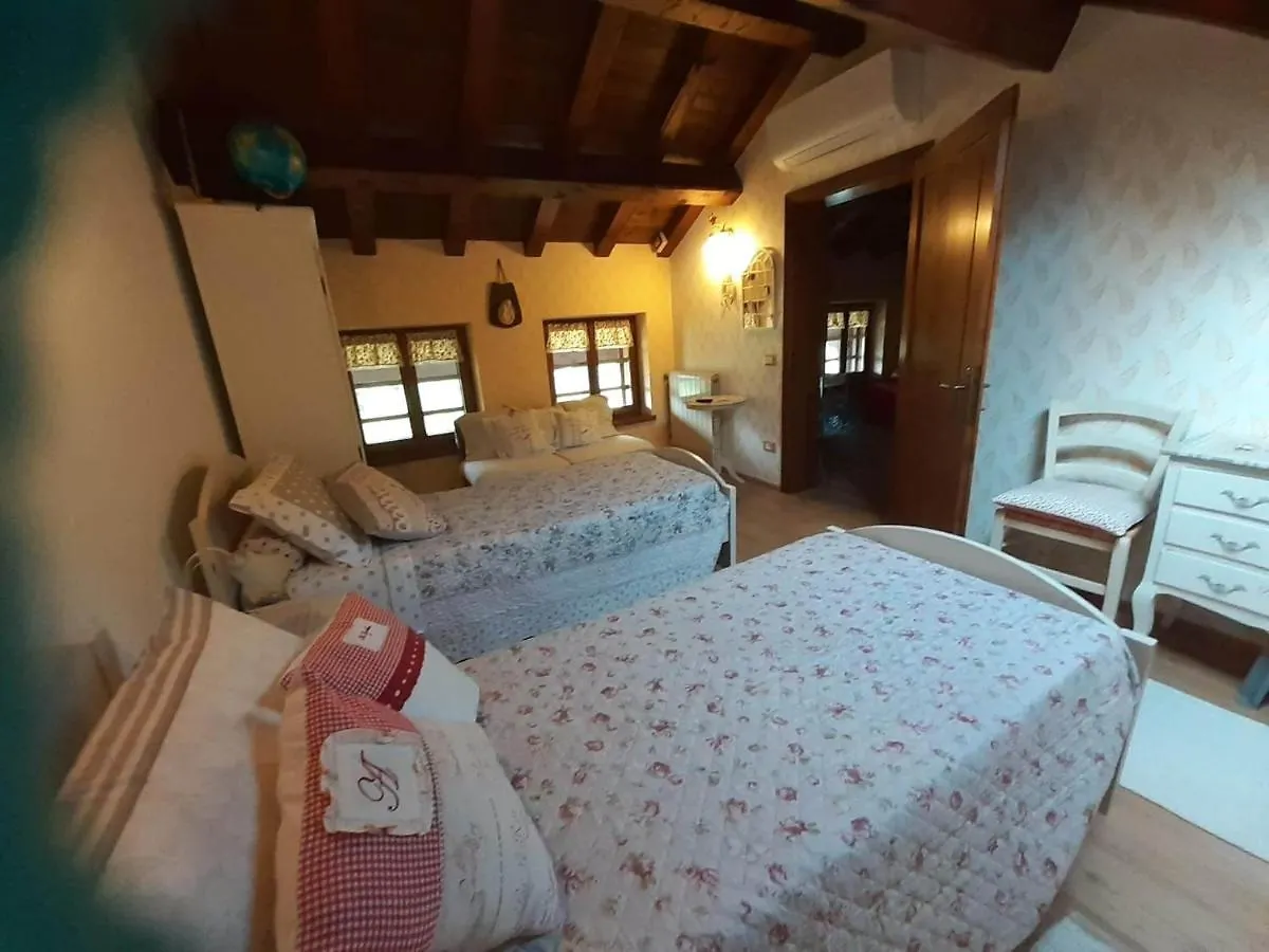 The Duck'S Cottage Feltre Guest house